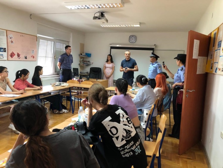 Slika /PU_ZG/slike/PUZ/2019/SRPANJ/Kineski studenti 180719/foto 3.jpg